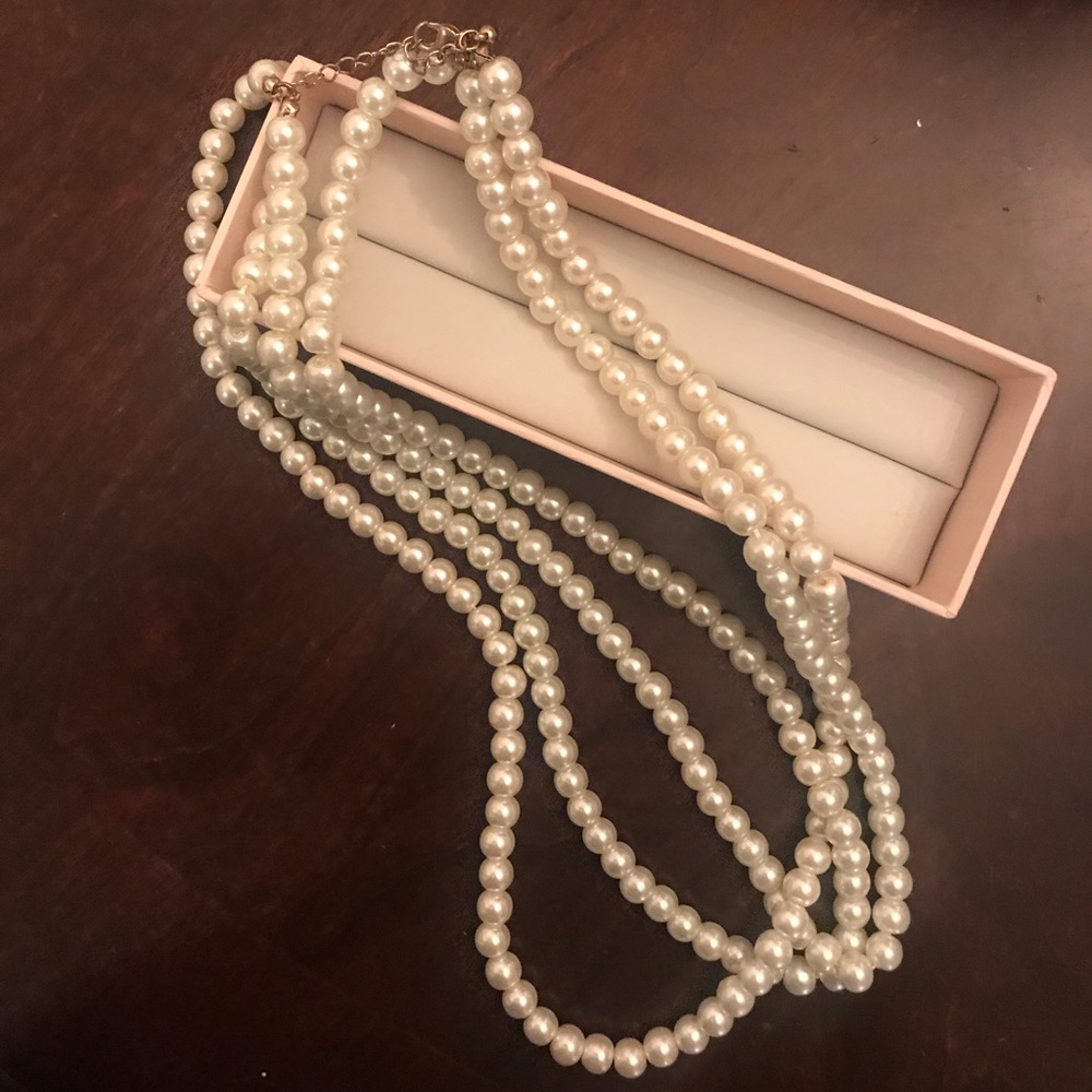 Pearl necklace